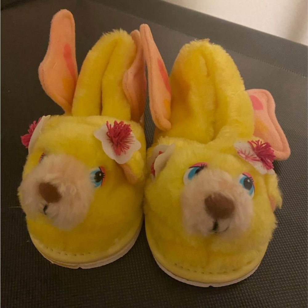 Vintage Wuzzles slippers